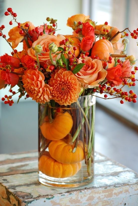 “Autumn Centerpieces To Warm Your Table”